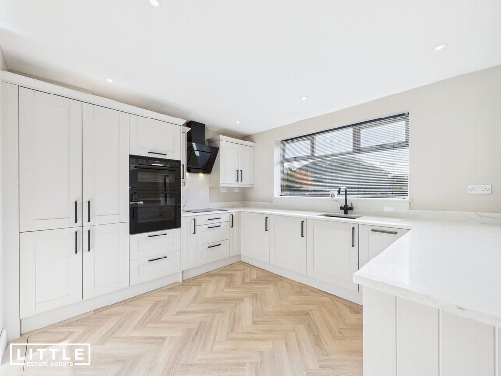 Property photo 3 of 46 Photo 22