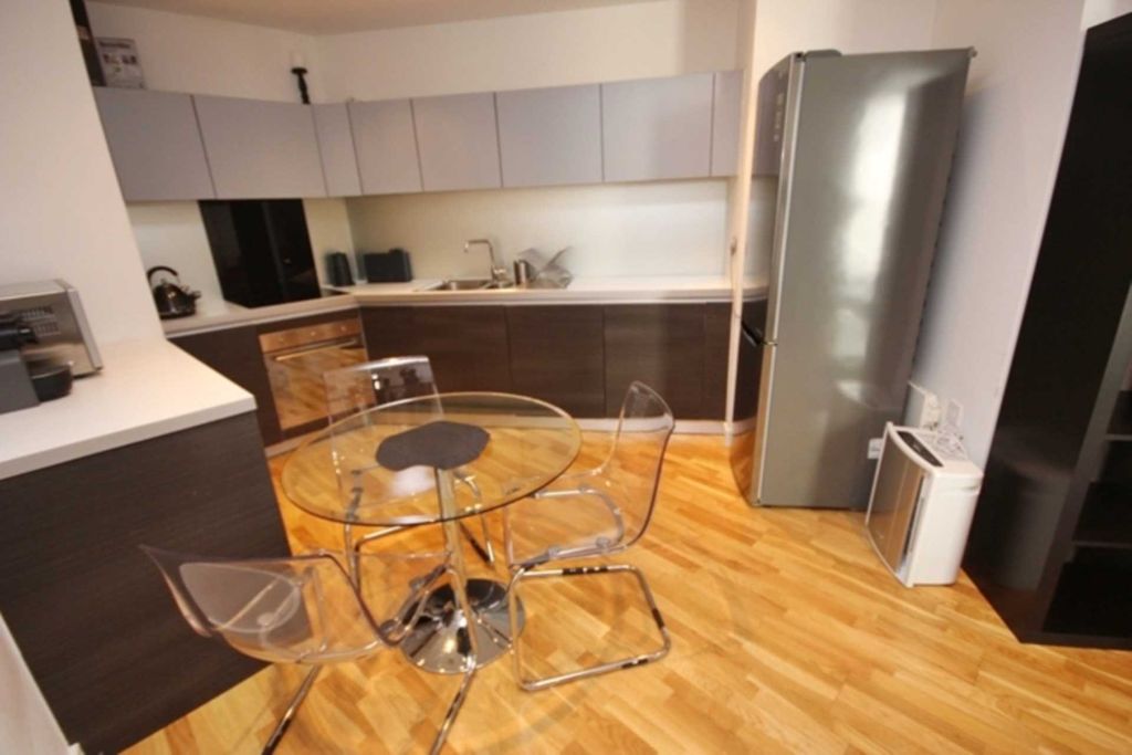 Property photo 2 of 8