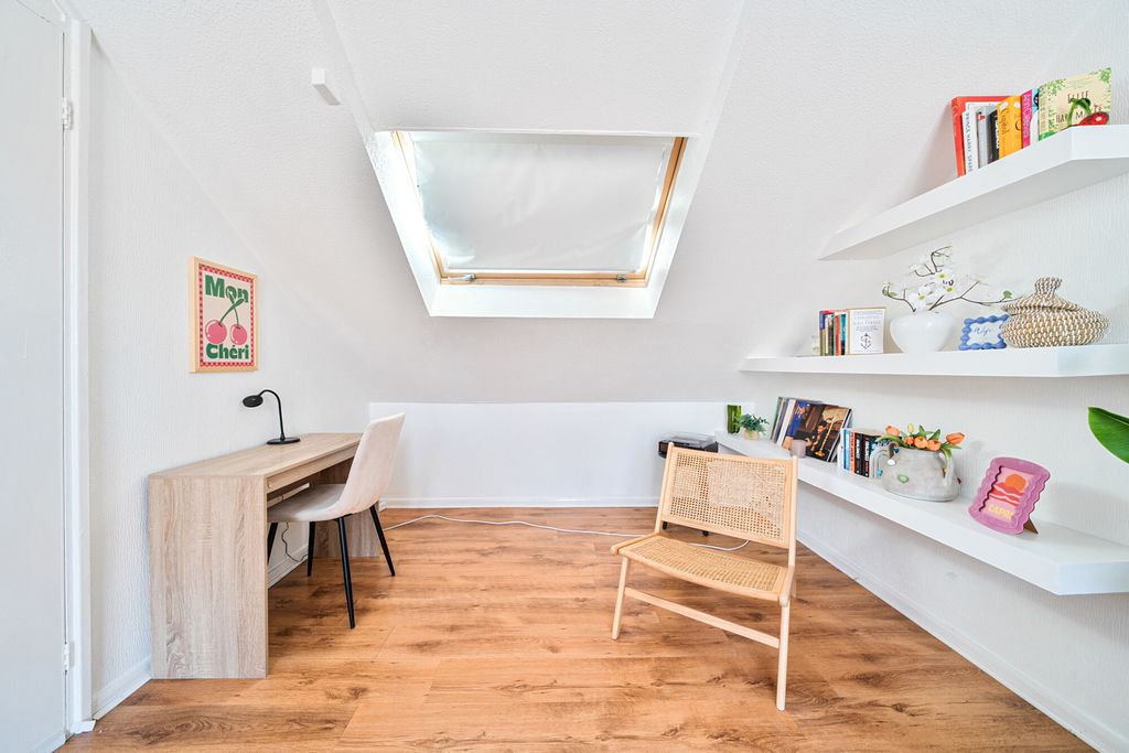 Property photo 3 of 17 1435139-4-69De16c...