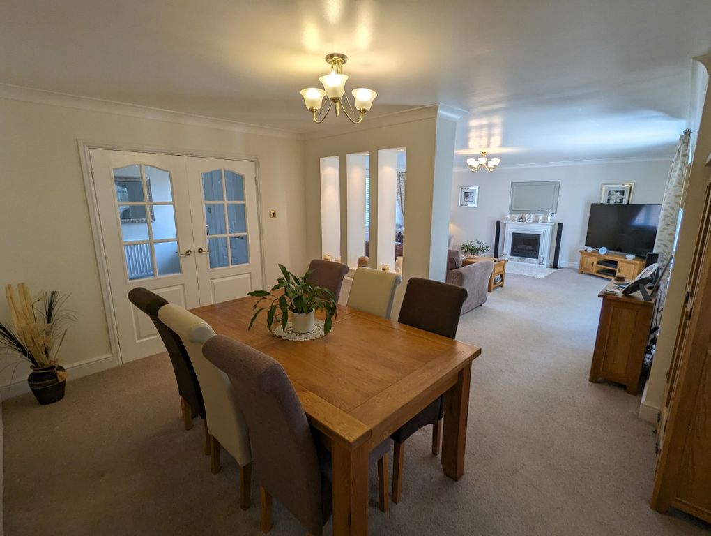 Property photo 3 of 26 Photograph 3