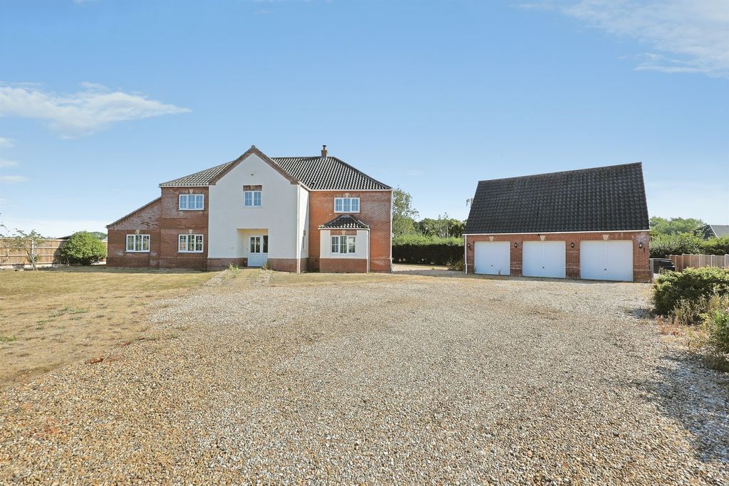 Property photo 2 of 29