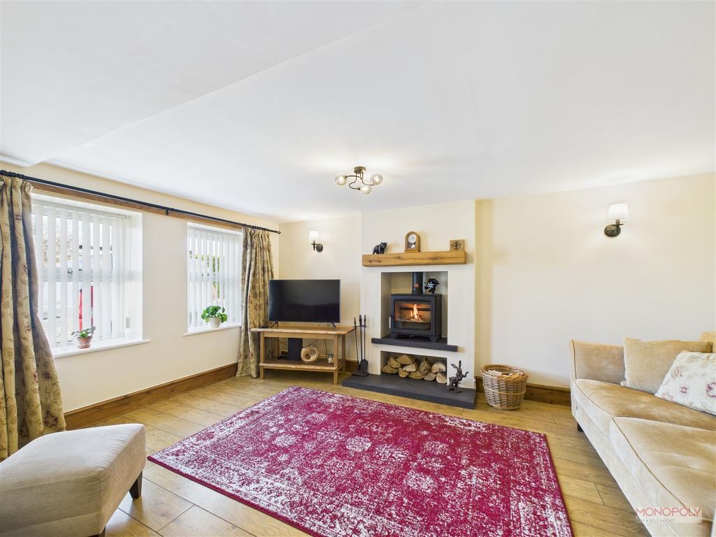 Property photo 2 of 45 Cam03815G0-Pr0189-Still023.Jpg