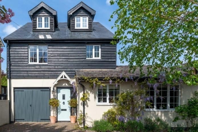 Property photo 1 of 34