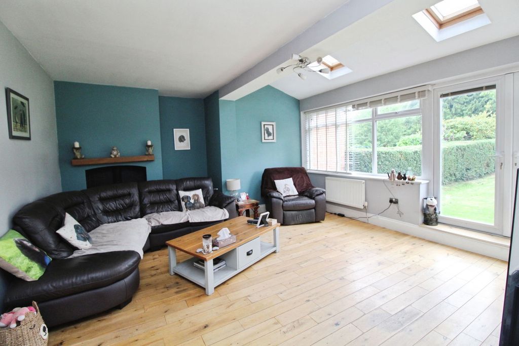 Property photo 3 of 17