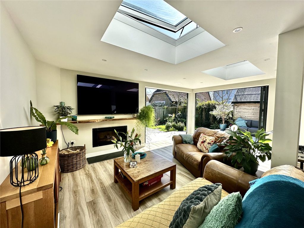 Property photo 3 of 12 Picture No. 17