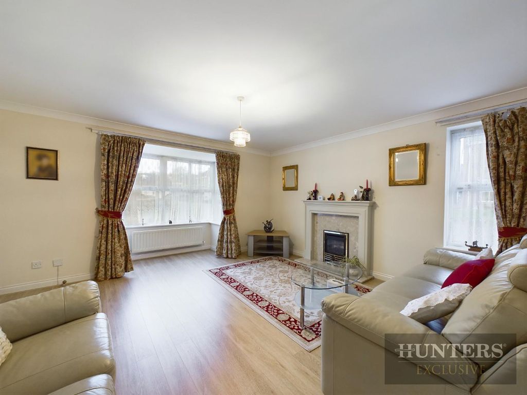 Property photo 3 of 33 Cam03407G0-Pr0494-Still023.Jpg