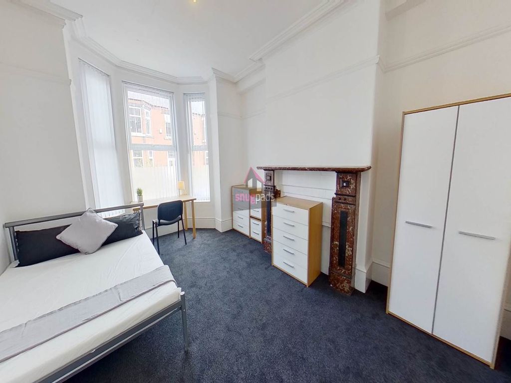 Property photo 2 of 13 R3