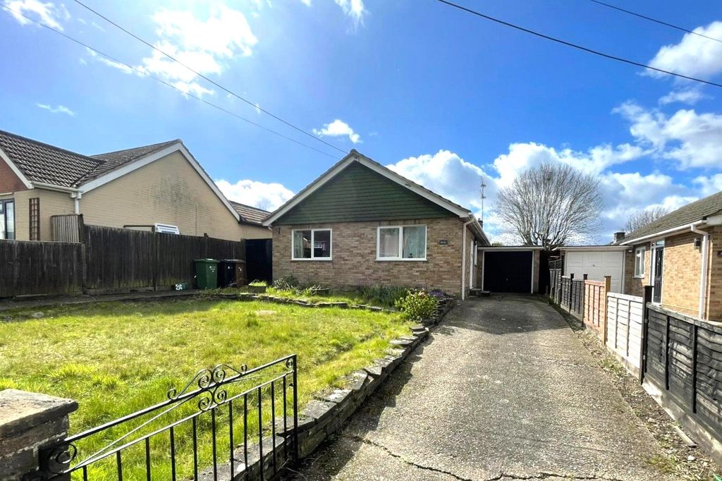 Property photo 1 of 10 Picture No. 15