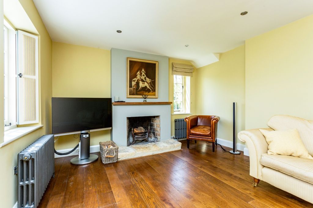 Property photo 3 of 22 Rushbury Cottage ...