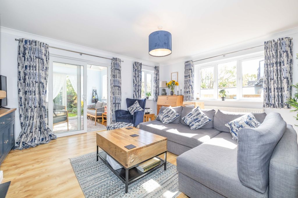 Property photo 2 of 14 Picture 2