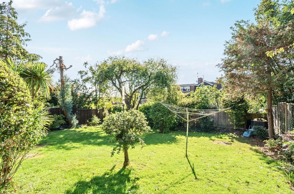 Property photo 2 of 12 1356455-3-68cd2c4d5A4Bc.Jpg