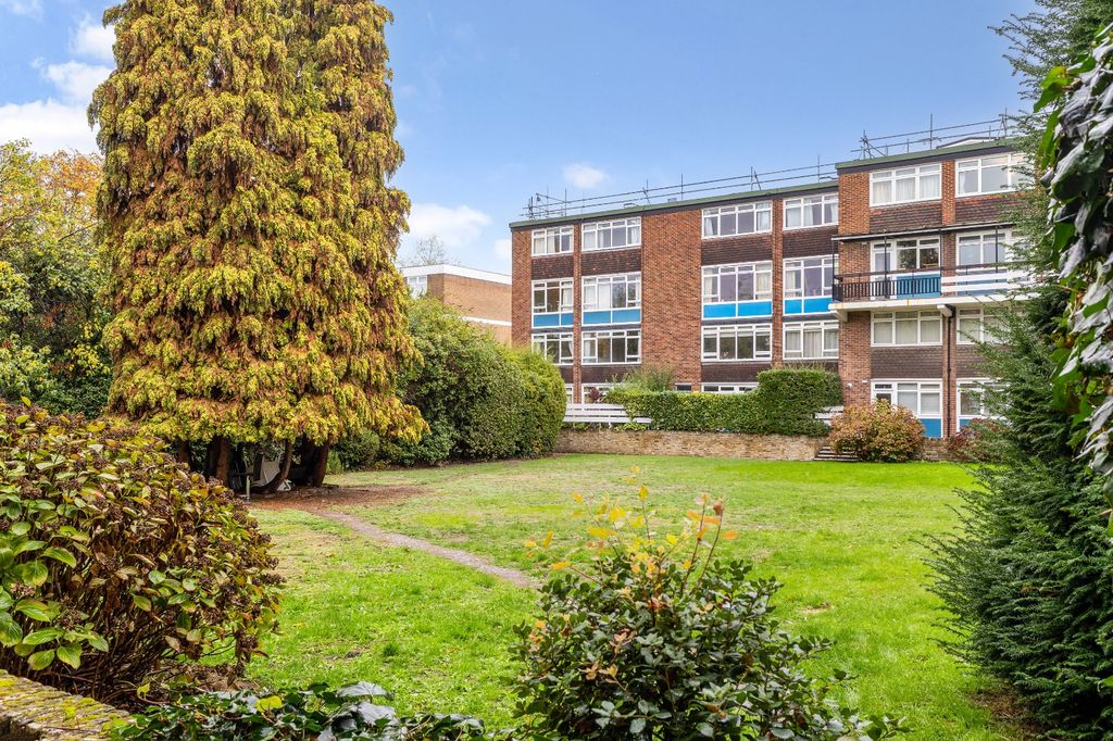 Property photo 1 of 10 Court Royal