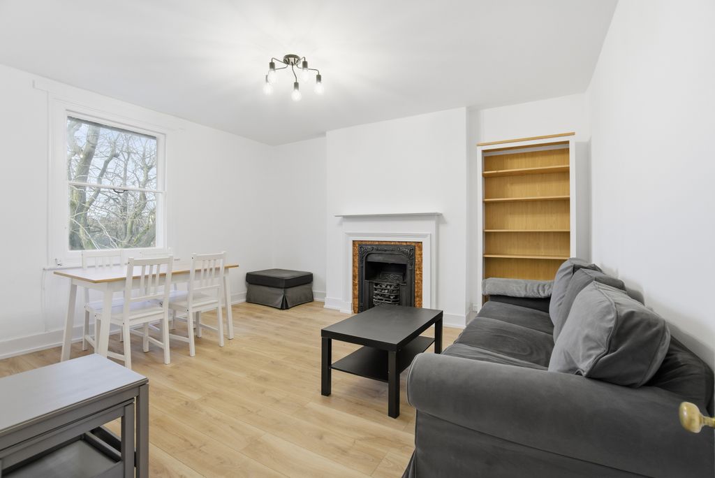 Property photo 2 of 9 Dsc00483