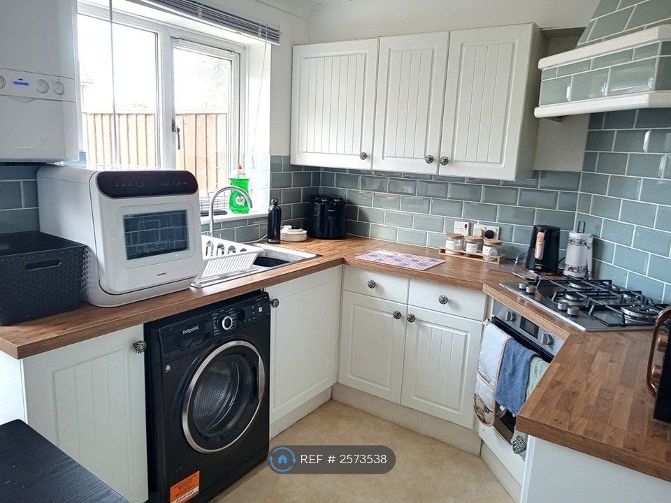 Property photo 2 of 13