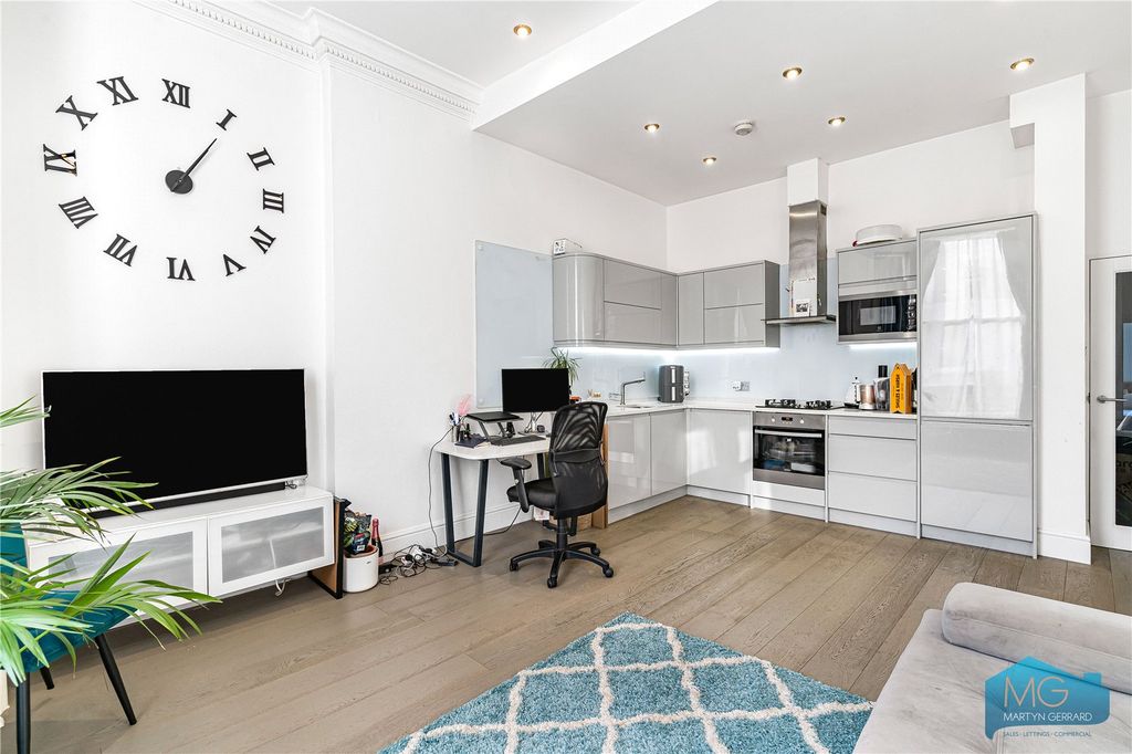 Property photo 2 of 9 Picture No. 06