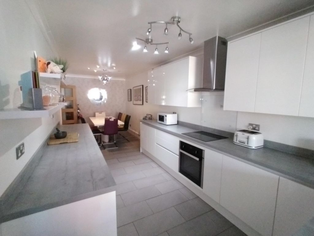 Property photo 1 of 15 (Main)