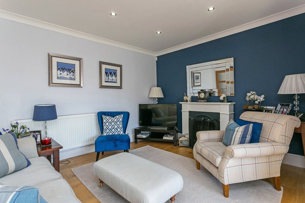 Property photo 3 of 19 Picture No. 09