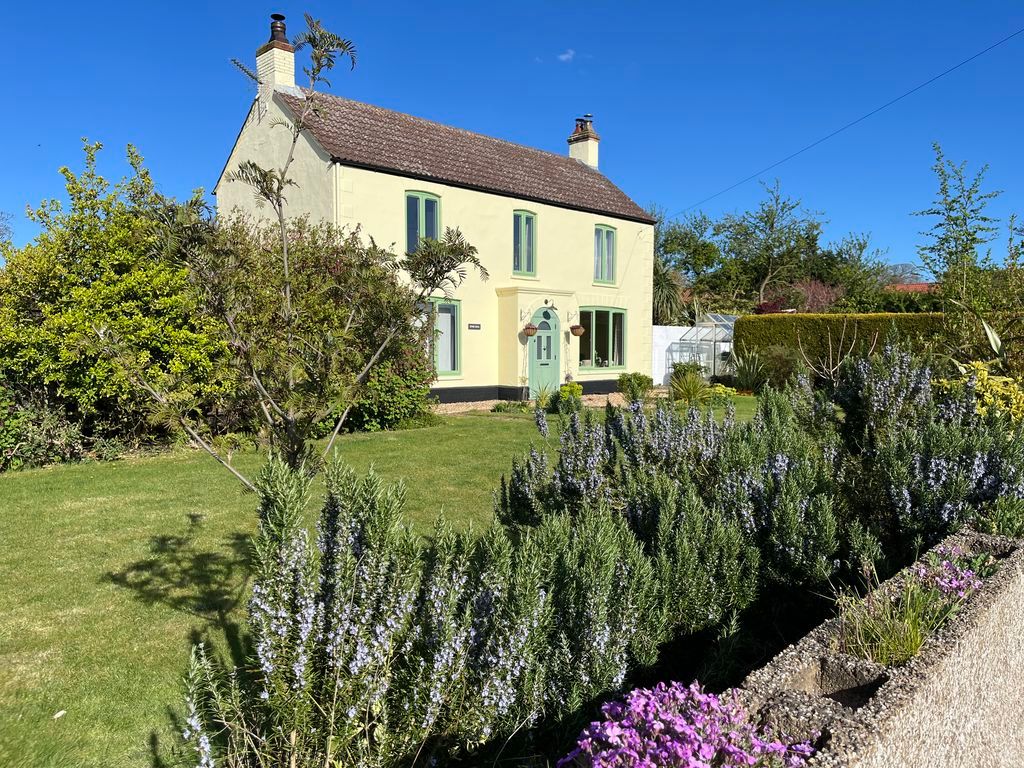 Property photo 1 of 38 Front