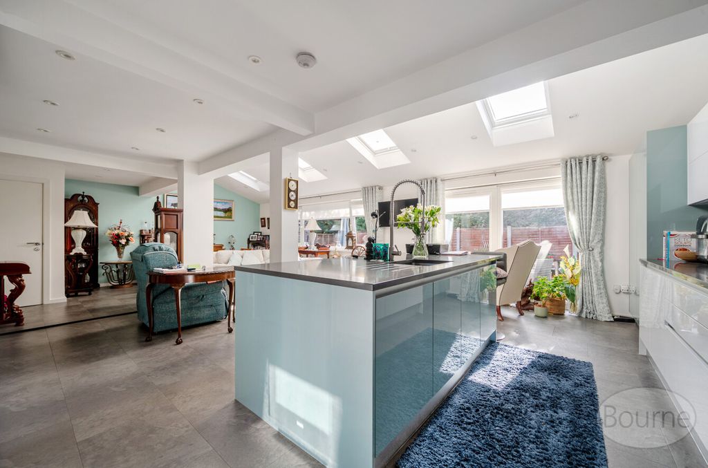 Property photo 2 of 21 919Feb2B-22Cb-44c...