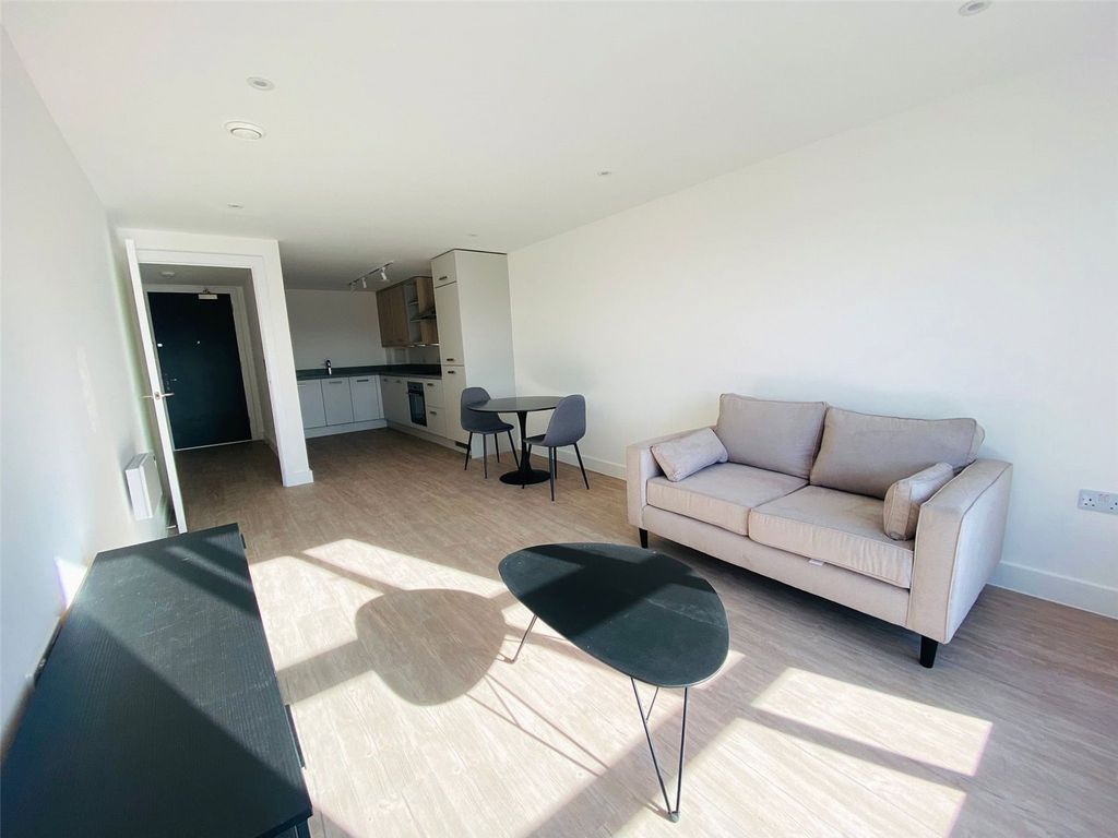 Property photo 1 of 11 Picture No. 27