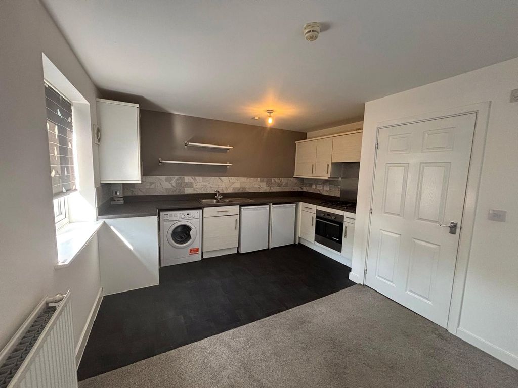 Property photo 3 of 13 Picture No. 11