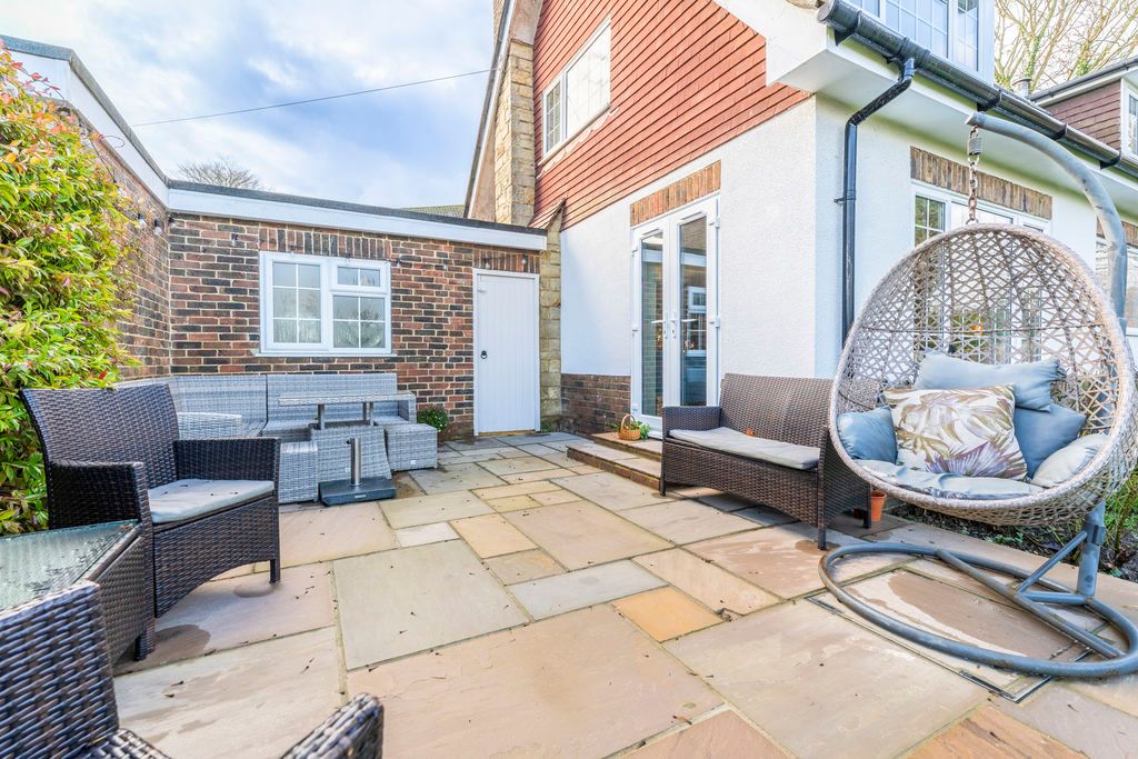 Property photo 3 of 19 Photo 15