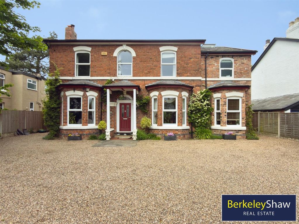 Property photo 2 of 47 7c7Cb0Ef-C-43D7-A19F-F6Ab43B1A063-1091-000000105Fa