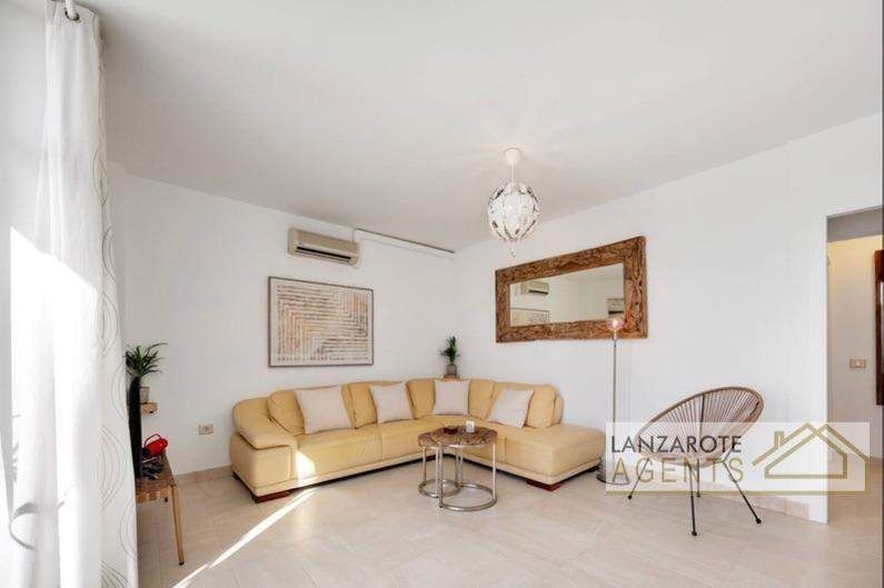 Property photo 2 of 31