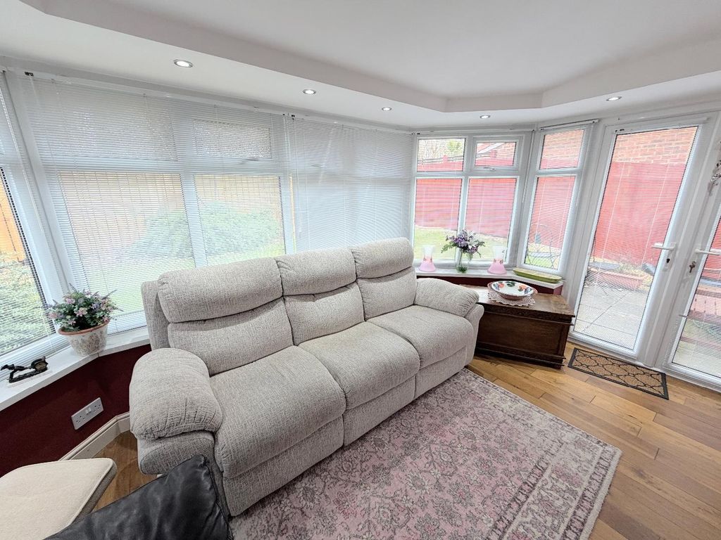 Property photo 3 of 12 Sunroom