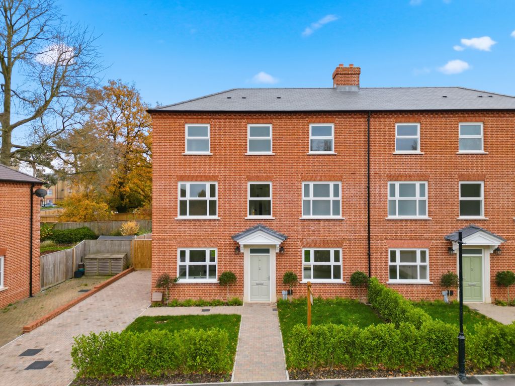 Property photo 1 of 23