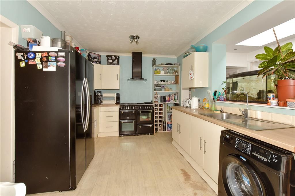 Property photo 2 of 16 Kitchen/Diner
