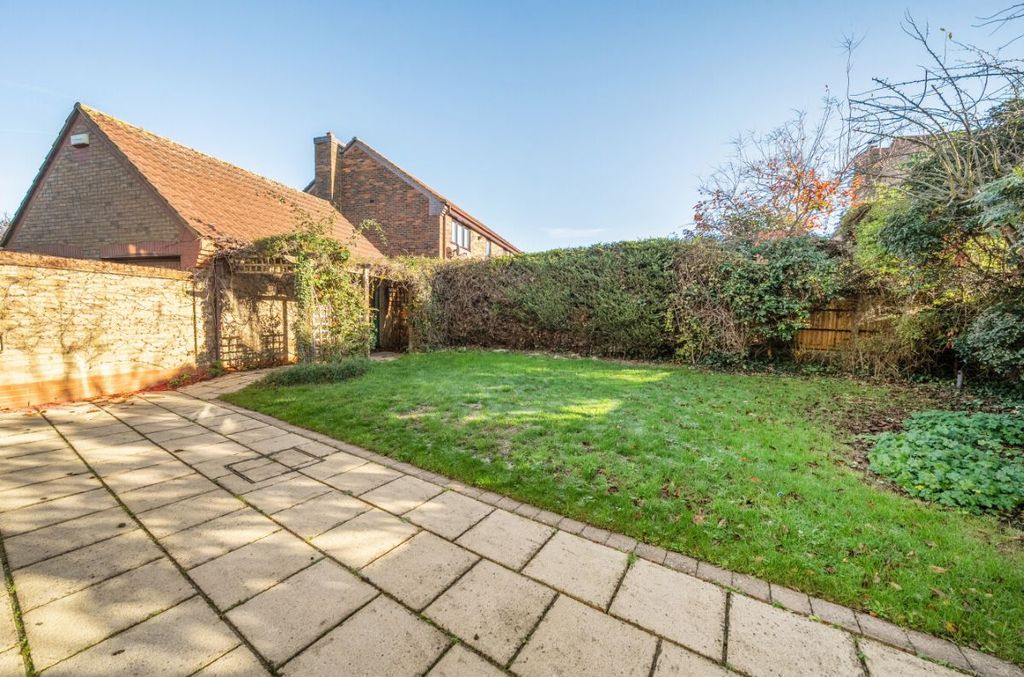 Property photo 3 of 21