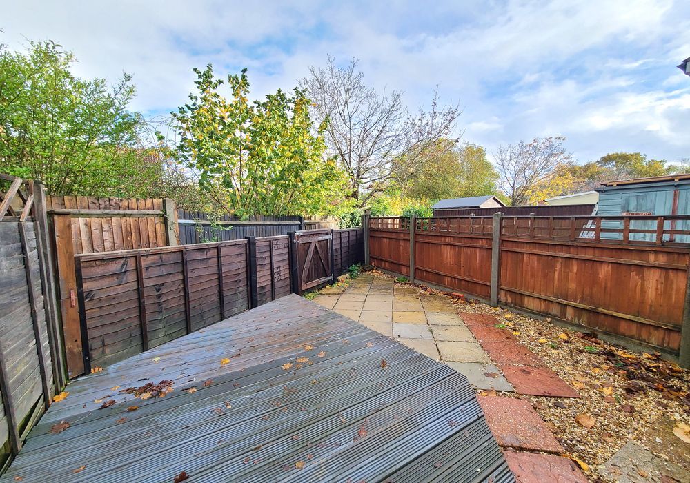 Property photo 2 of 20