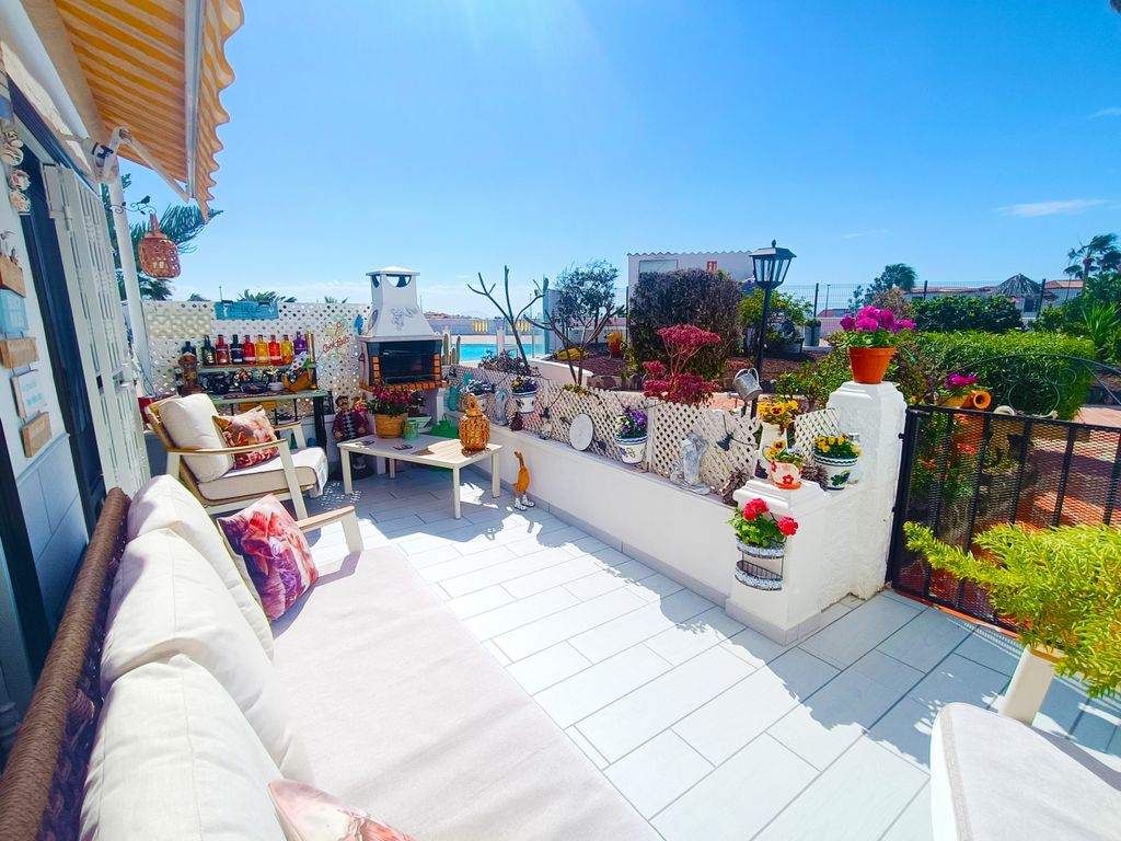 Property photo 1 of 18