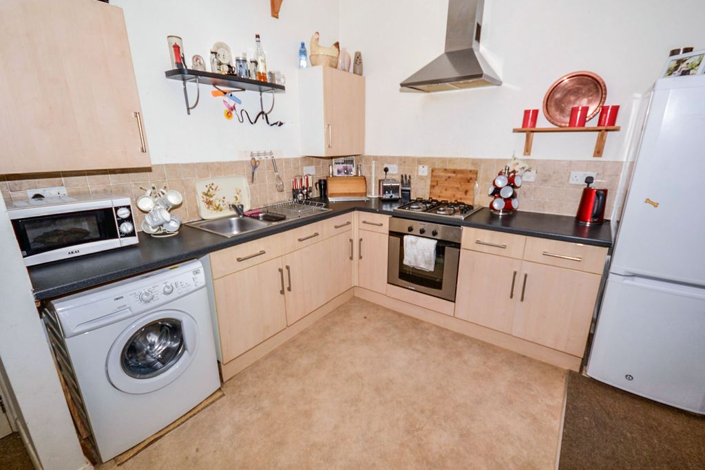 Property photo 3 of 17