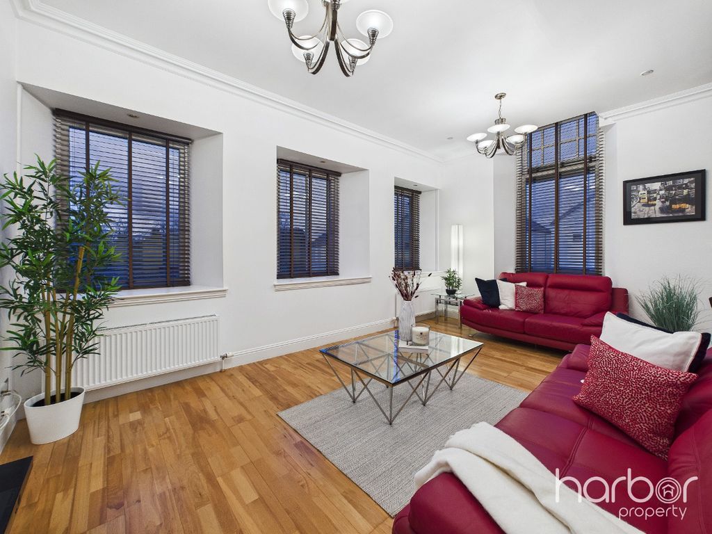 Property photo 2 of 16 4603923