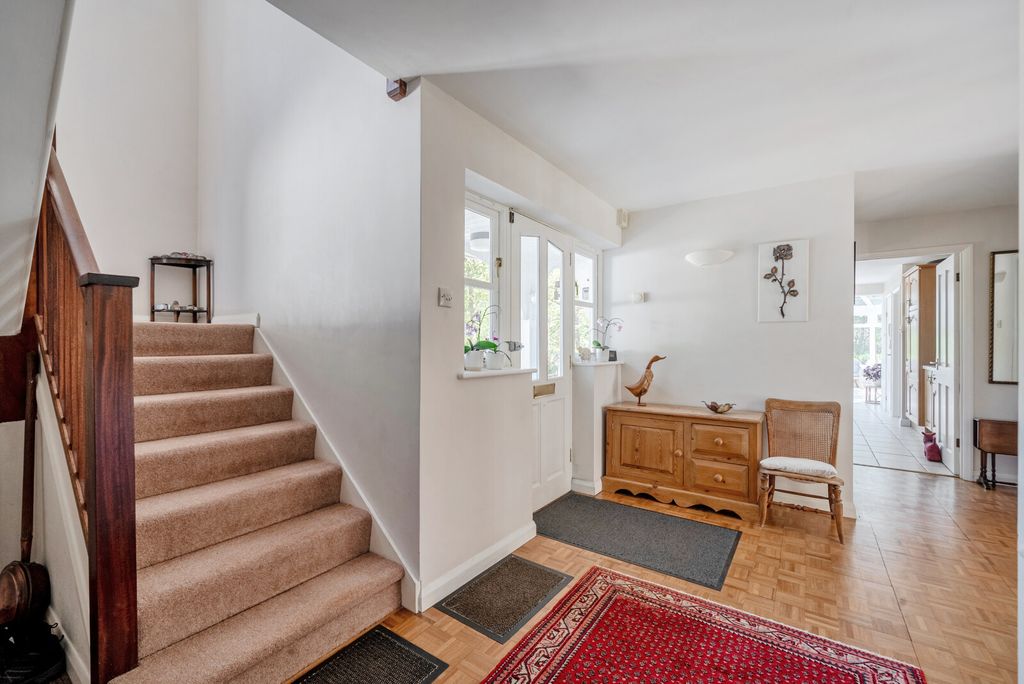 Property photo 2 of 43 1453375-39-69F343...
