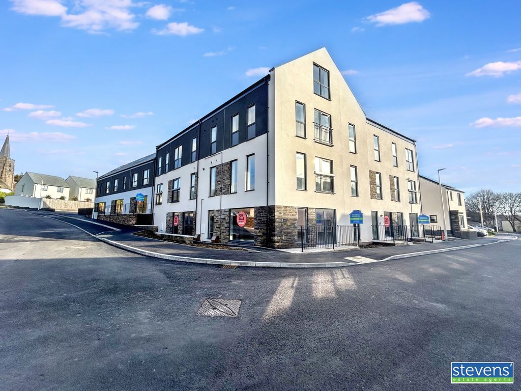 Property photo 1 of 7 Image00028 (2)