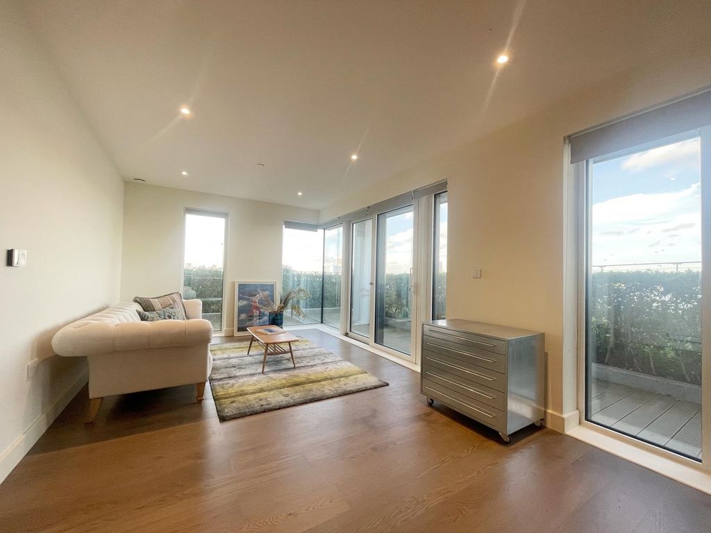 Property photo 2 of 10 Gallery