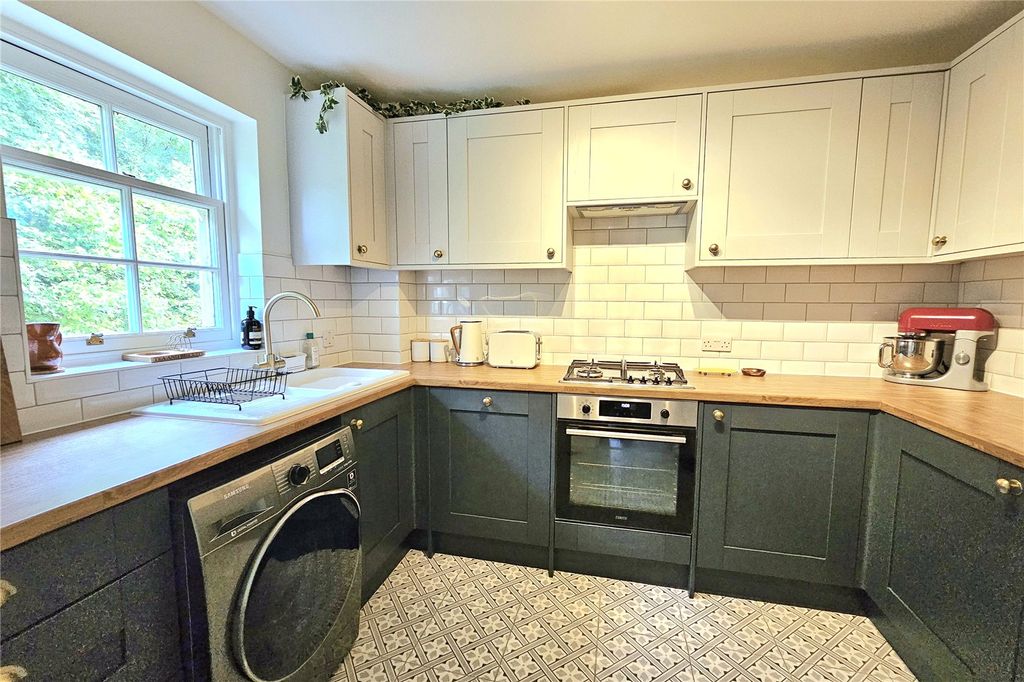 Property photo 3 of 13 Picture No. 02