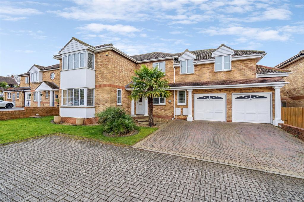 Property photo 1 of 24