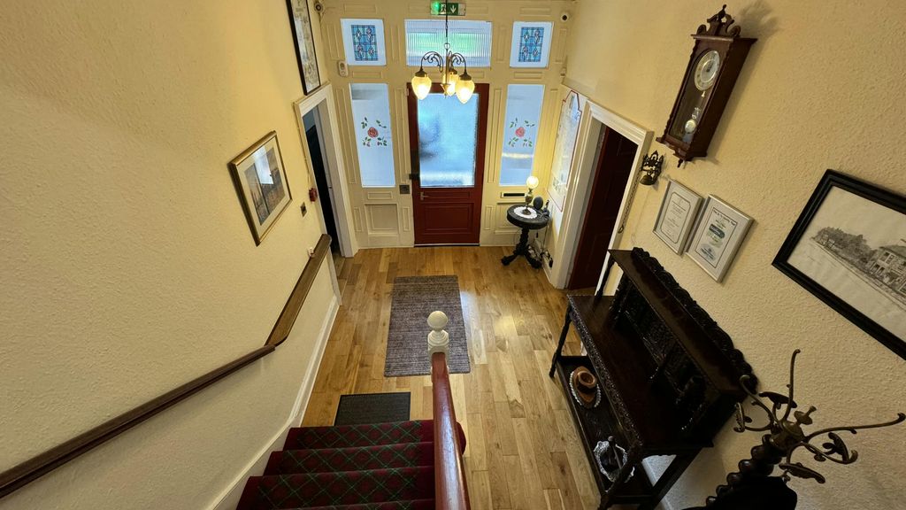 Property photo 3 of 19 Img_1292.Jpg