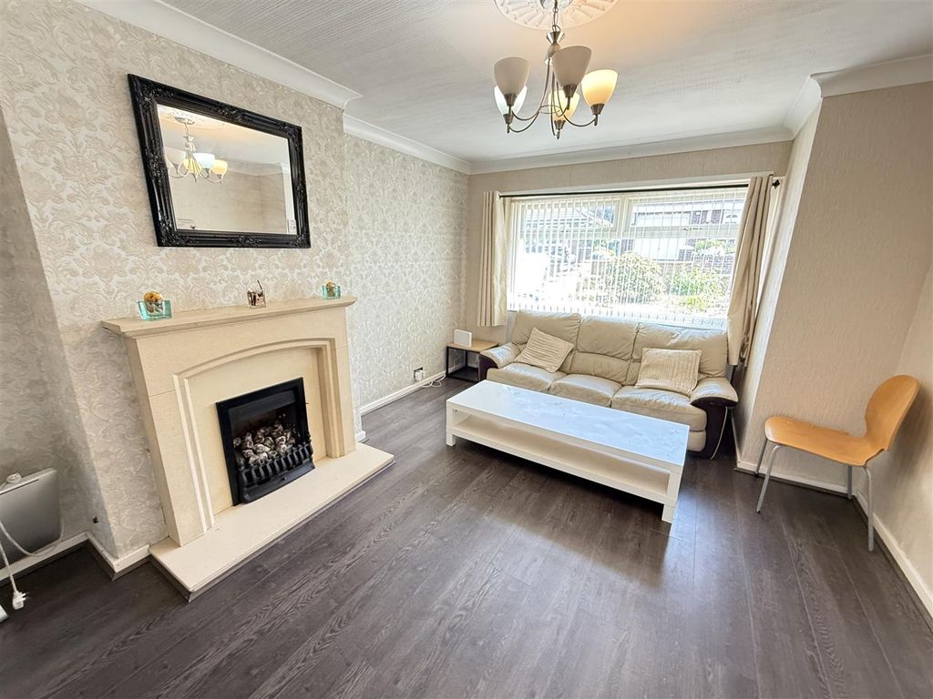 Property photo 3 of 12 Photo 28-04-2025, 12 00 15 Pm.Jpg