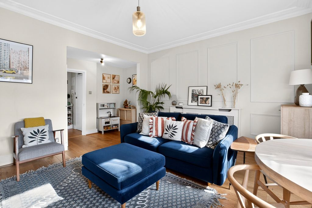 Property photo 2 of 21 Reception Room