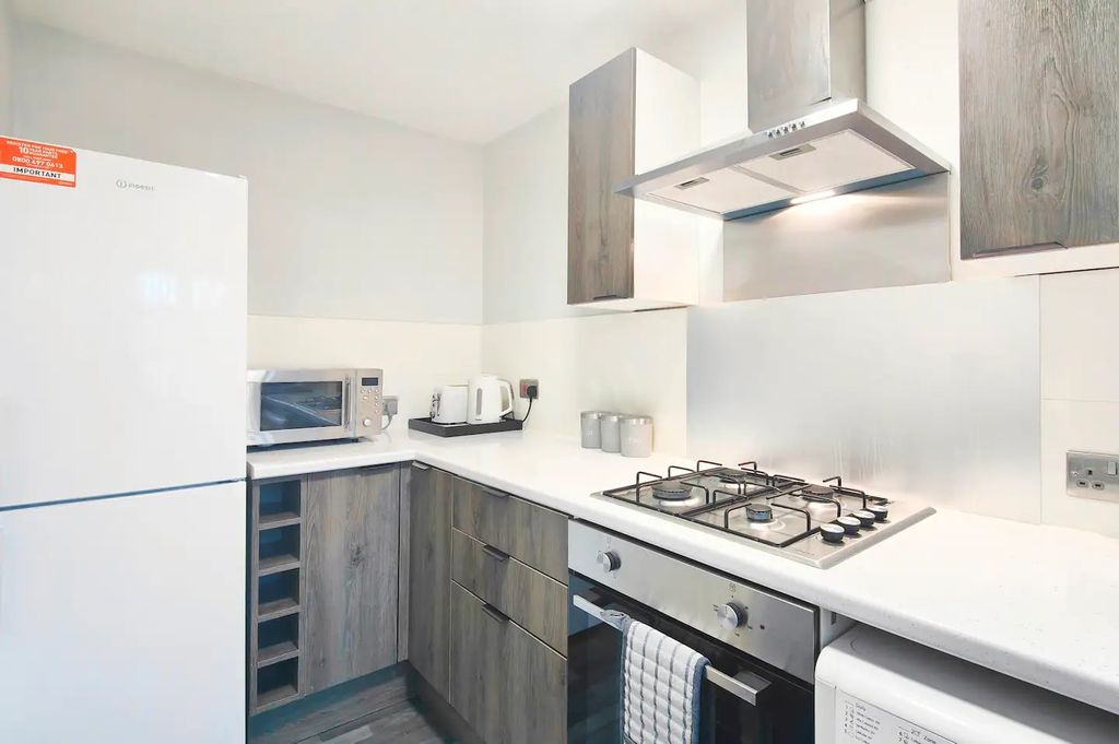 Property photo 3 of 10 2B3Ae53A-7B5d-4615-9096-Ced388d6F462