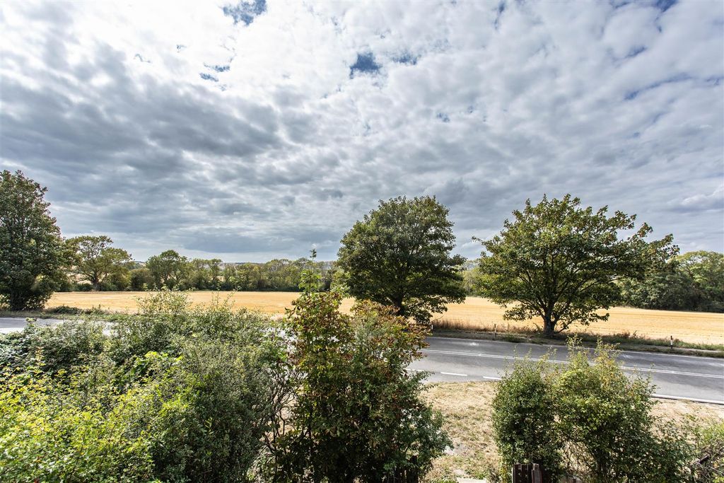 Property photo 2 of 21 1 New Cottage31.Jpg