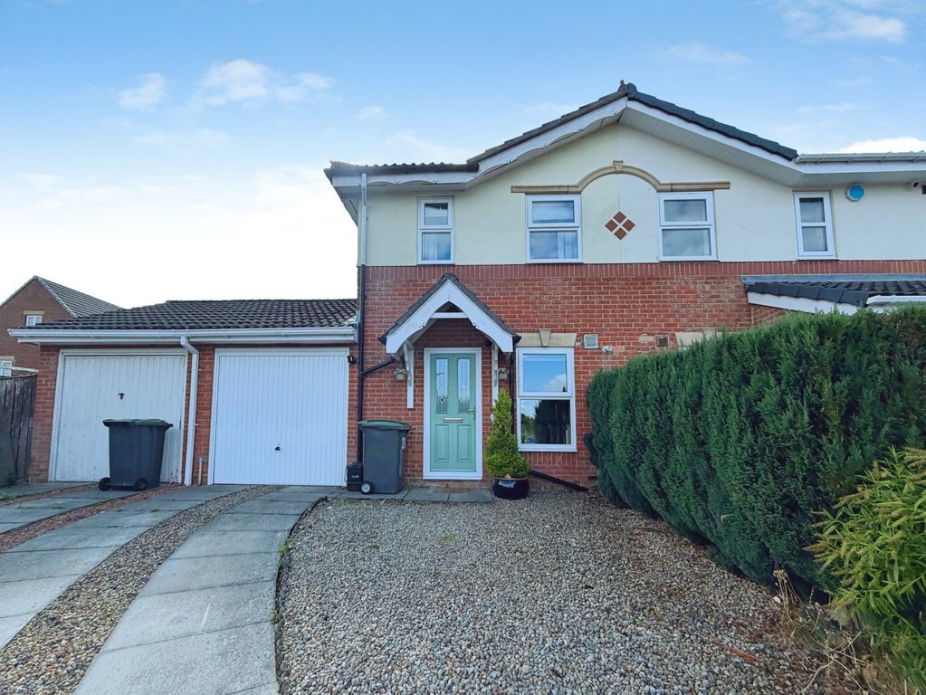 Property photo 1 of 14 External