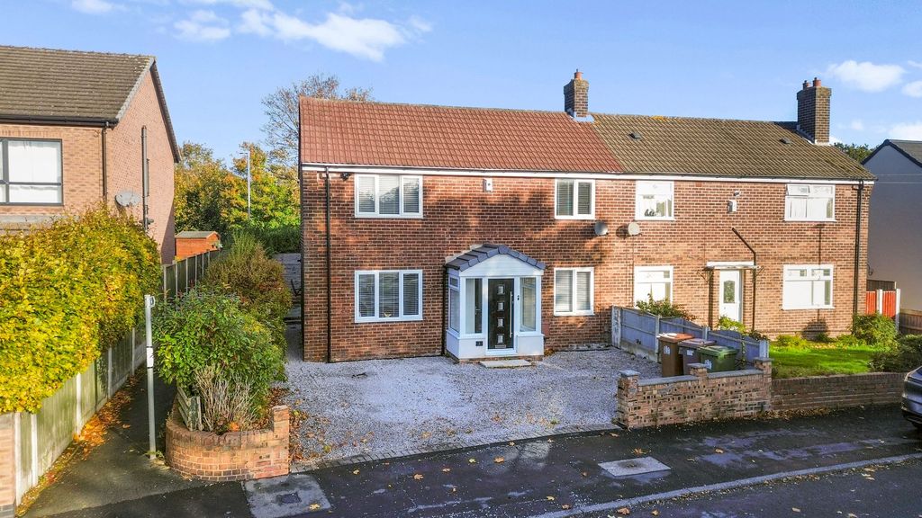 Property photo 1 of 43