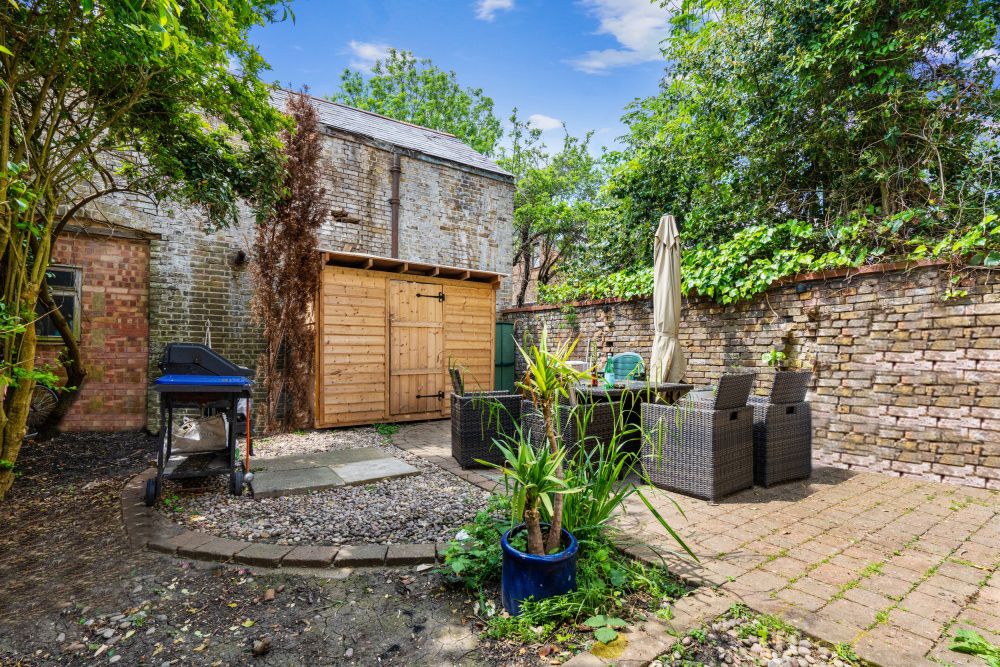 Property photo 3 of 6