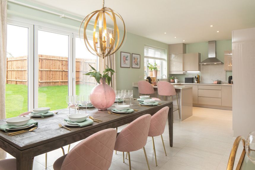 Property photo 2 of 7 Wokingham-X414-09_Housetype_Plot_-_Hero_860x573- Cropped